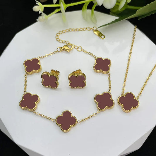 Classic Brown Clover Trio Set